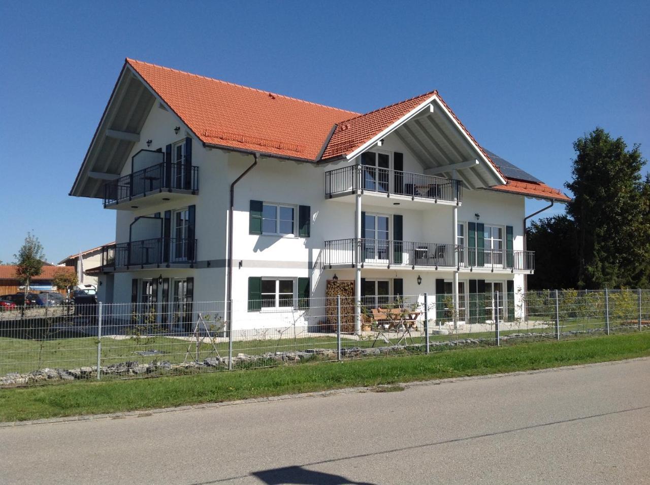 Pension Und Appartements Wild Otterfing Exteriér fotografie